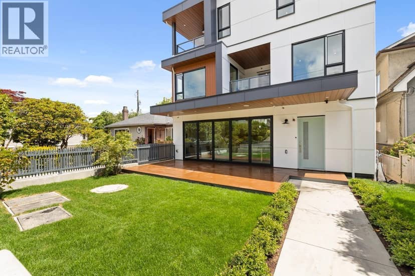 A 4260 SOPHIA STREET, Vancouver, photo 2