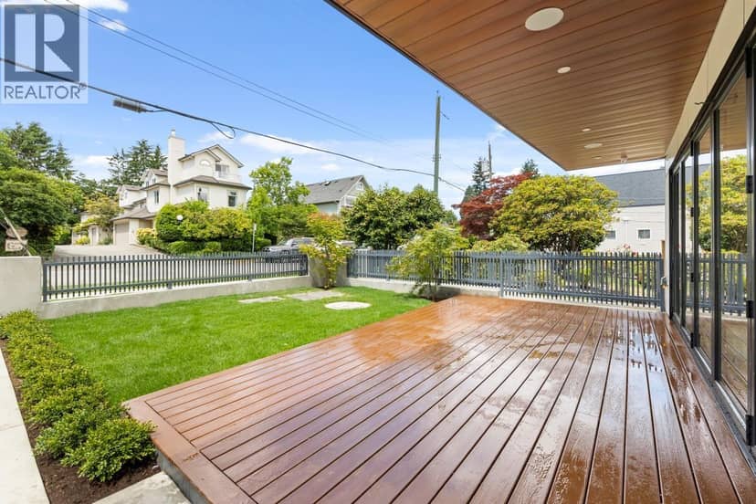 A 4260 SOPHIA STREET, Vancouver, photo 3