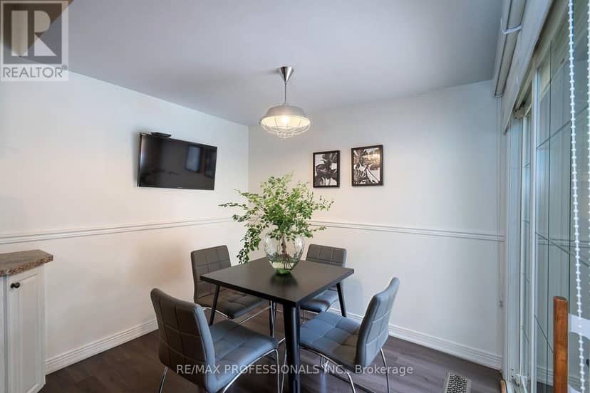 3627 Beechollow Crescent — photo 15 of 40