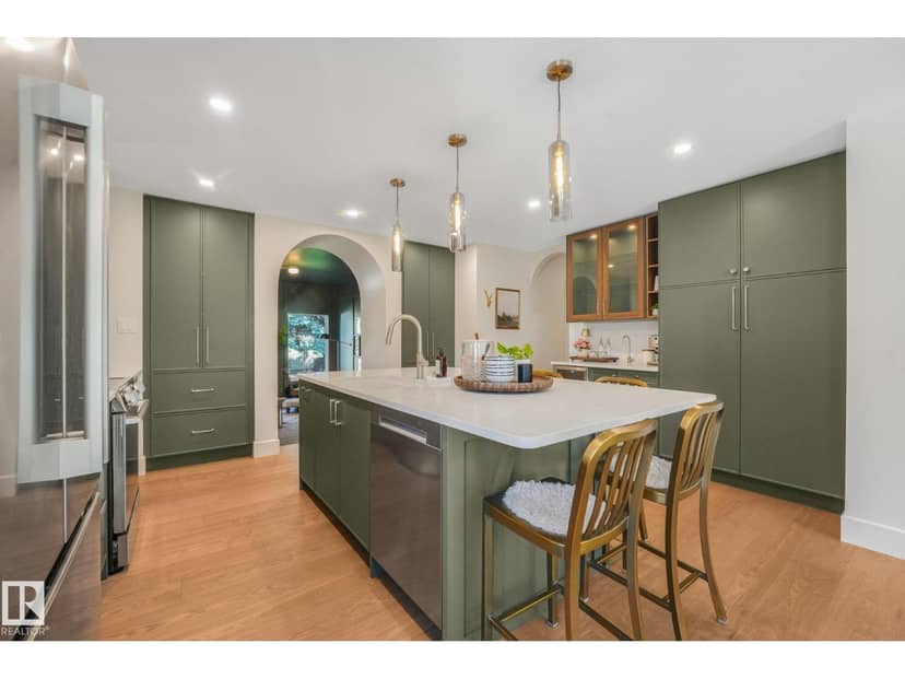2031 104A ST NW — photo 15 of 40