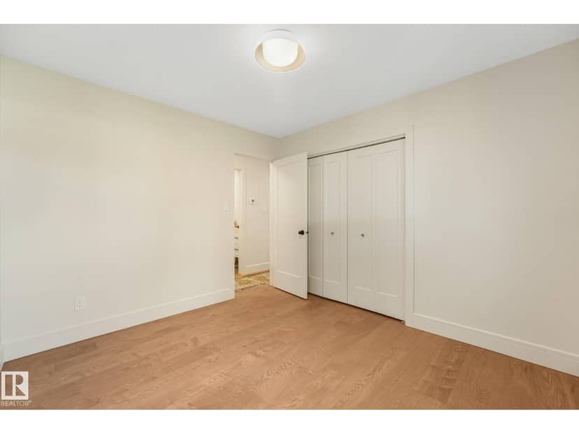 2031 104A ST NW — photo 33 of 40
