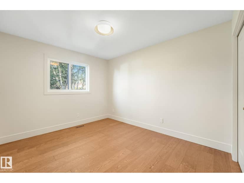 2031 104A ST NW — photo 34 of 40