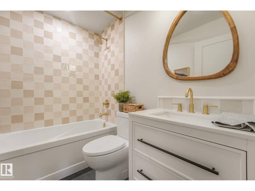 2031 104A ST NW — photo 36 of 40