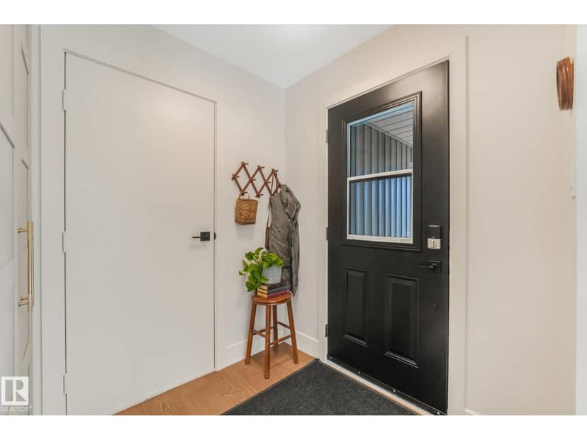 2031 104A ST NW, Edmonton, photo 5