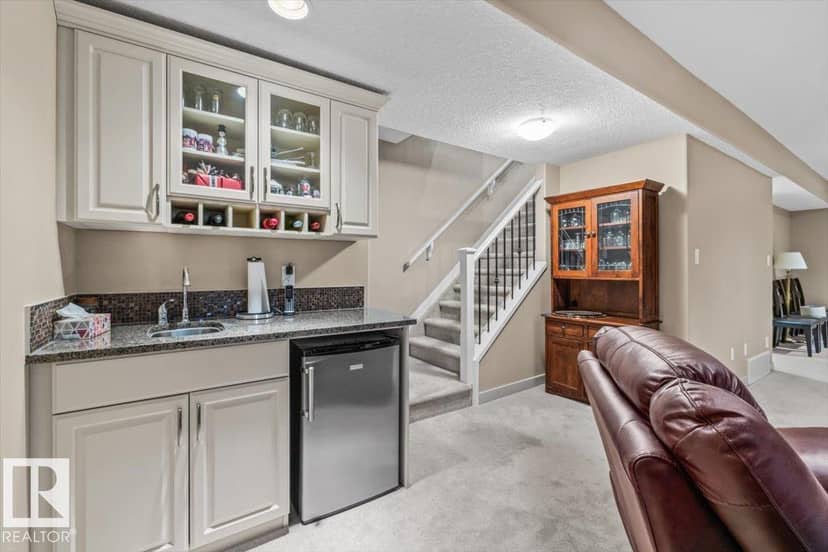 647 Cantor Ld SW — photo 27 of 40