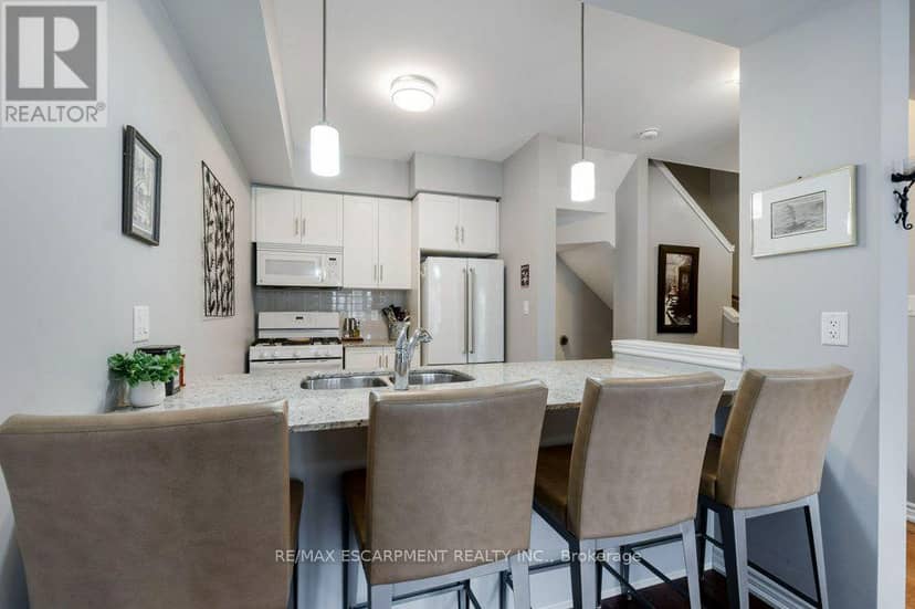 38 - 377 Glancaster Road — photo 10 of 30