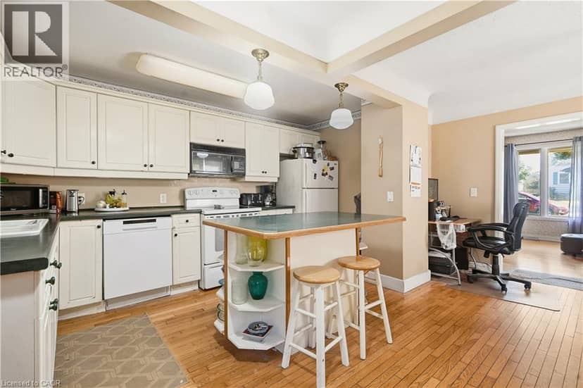 24 BARTON Street — photo 9 of 24