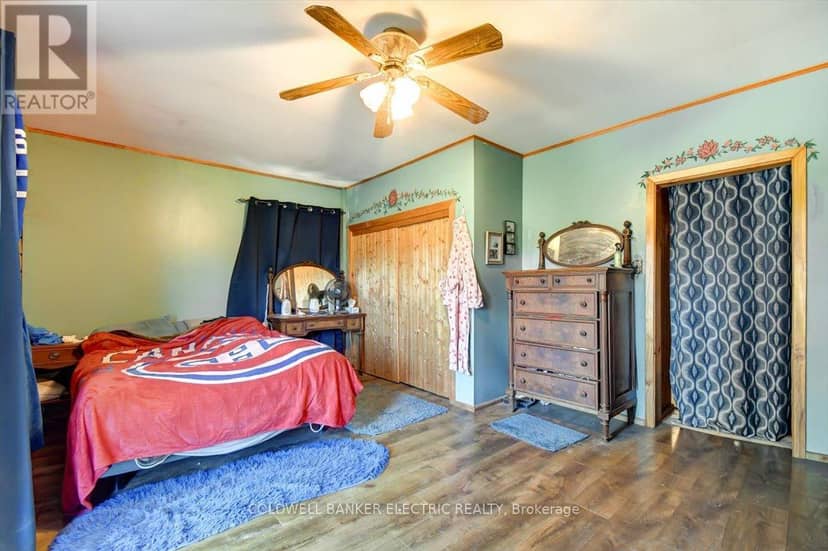 450 Thomasburg Road — photo 23 of 40