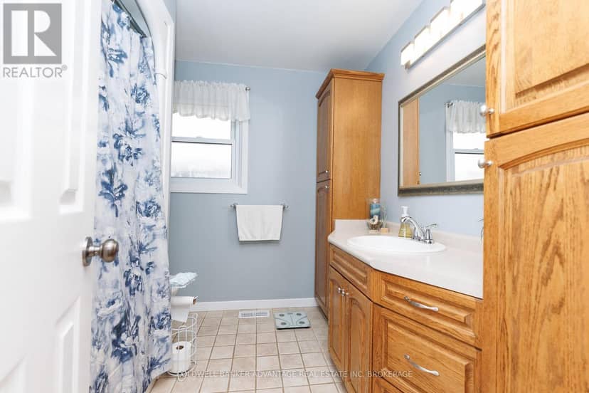 74 Pinehurst Drive — photo 16 of 26
