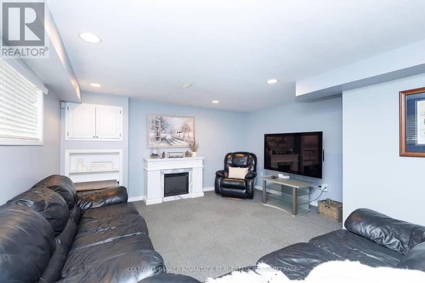74 Pinehurst Drive — photo 21 of 26