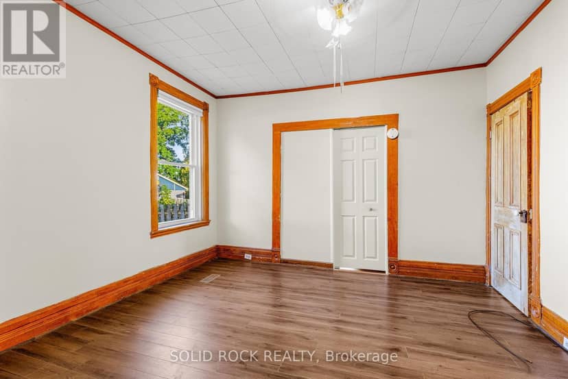 609 East Street E — photo 13 of 40