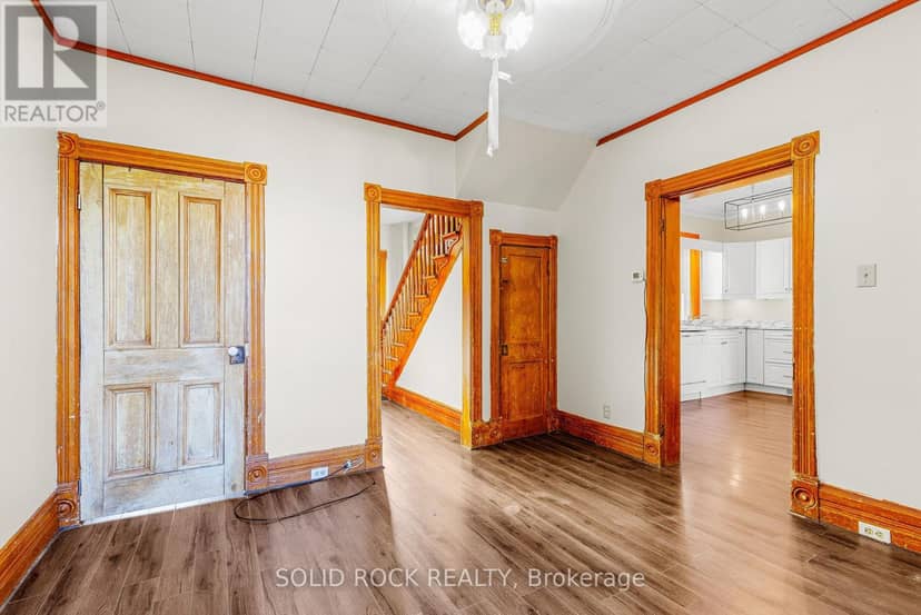609 East Street E — photo 14 of 40