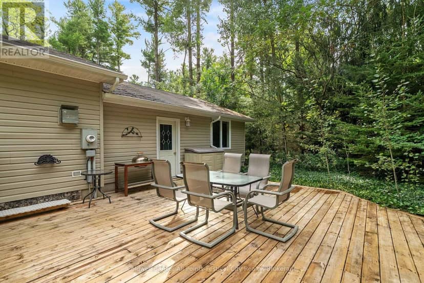 905 White Cedar Drive — photo 31 of 40