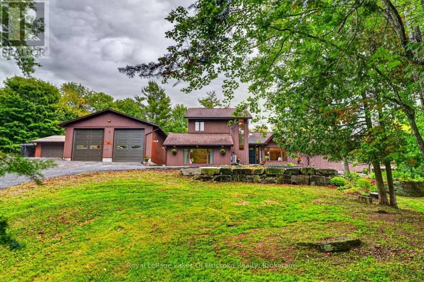 1020 East Walker Lake Drive, Lake of Bays, photo 2