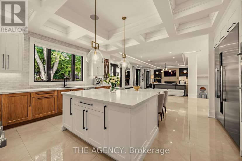 1529 Venetia Drive — photo 14 of 40