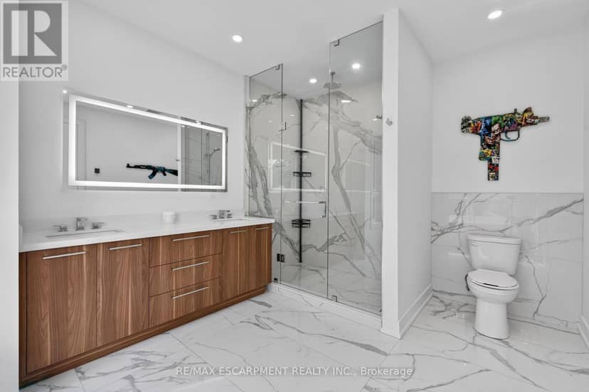 73 Elma Street — photo 18 of 40