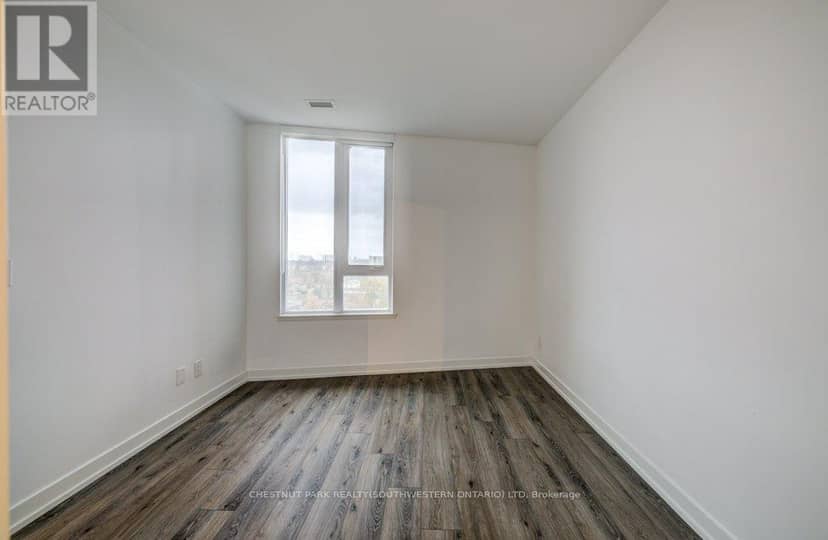 612 - 3100 Keele Street — photo 18 of 40