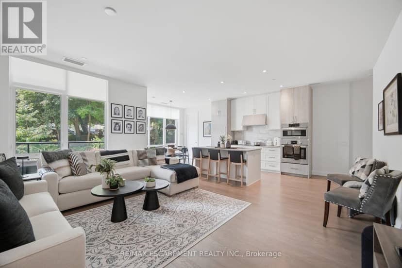 210 - 42 Mill Street — photo 18 of 40