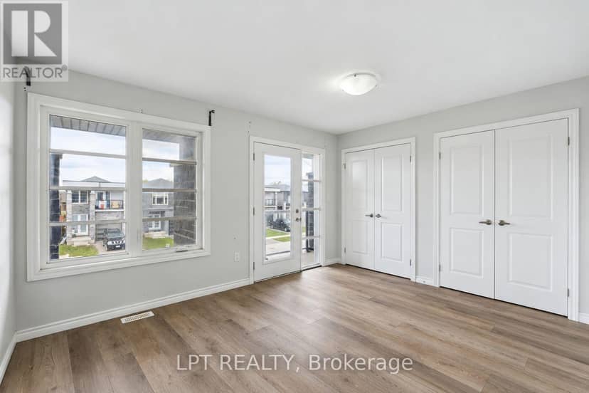 217 Louise Street — photo 11 of 26