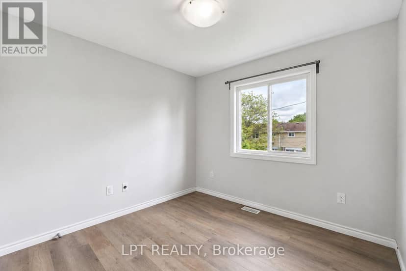 217 Louise Street — photo 19 of 26