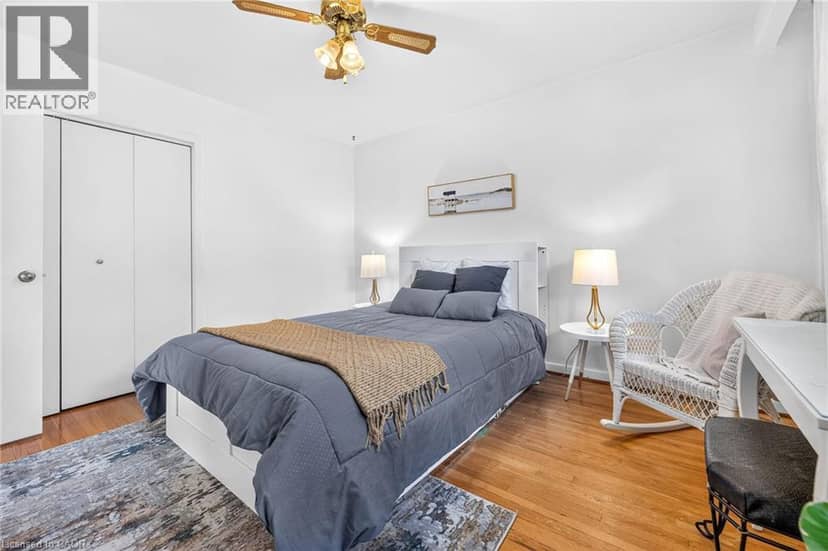 1308 REDBANK Crescent — photo 14 of 27