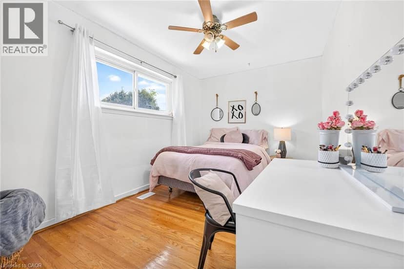 1308 REDBANK Crescent — photo 16 of 27