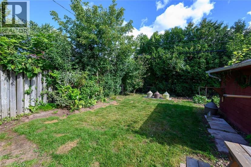 1308 REDBANK Crescent — photo 23 of 27