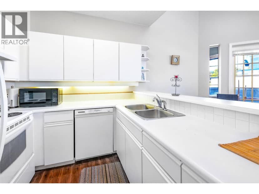 309 125 W 18TH STREET, North Vancouver, photo 4