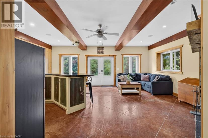 7392 Wellington Road 11 — photo 35 of 40
