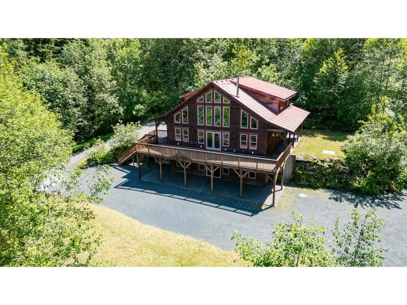 6981 MARBLE HILL ROAD, Eastern Hillsides, Chilliwack