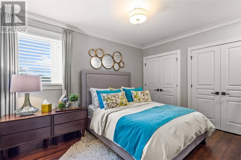 16 Little Bell Place — photo 23 of 40