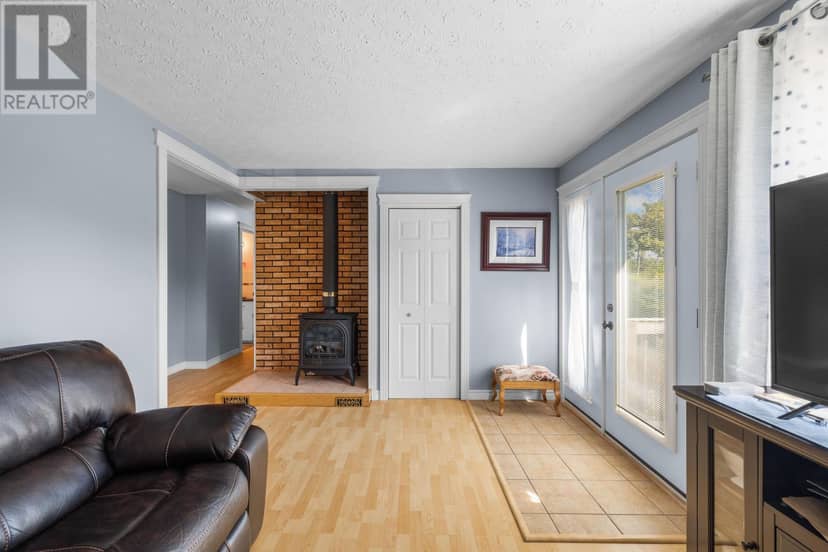 59 Vail Court — photo 10 of 40