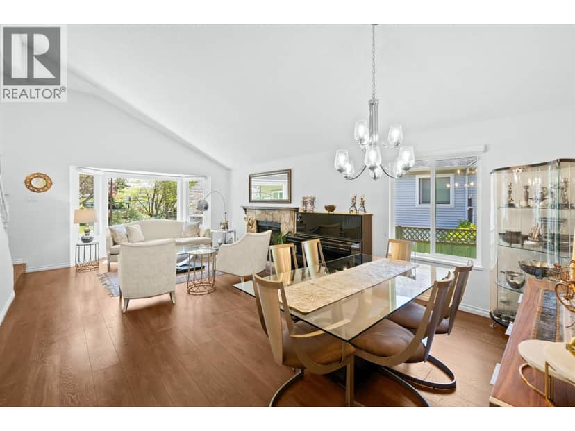 3336 MANNING CRESCENT, North Vancouver, photo 2