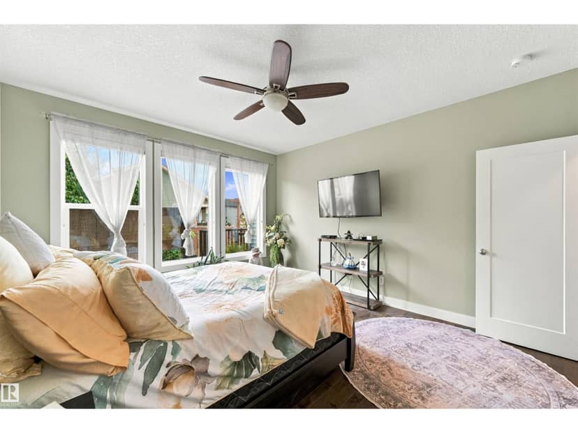 109 Aldridge Cr — photo 18 of 40