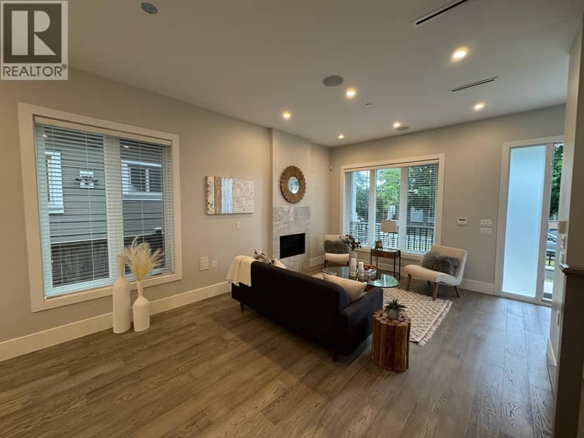3345 PARKER STREET, Vancouver, photo 2