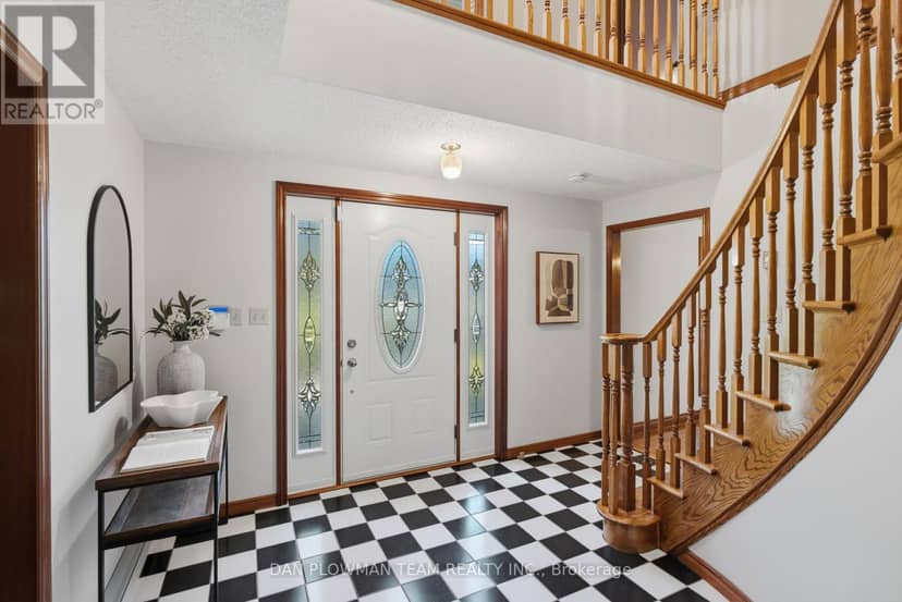4451 Ganaraska Road — photo 4 of 40