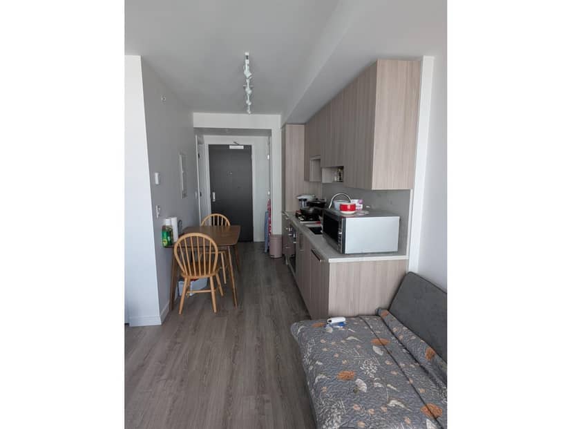 #915 13350 CENTRAL AVENUE, Surrey, photo 3