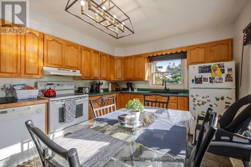 334 Macpherson Drive, East Ferris, photo 5