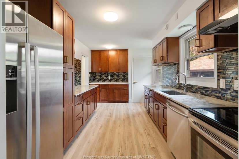 970 Morand STREET — photo 15 of 40
