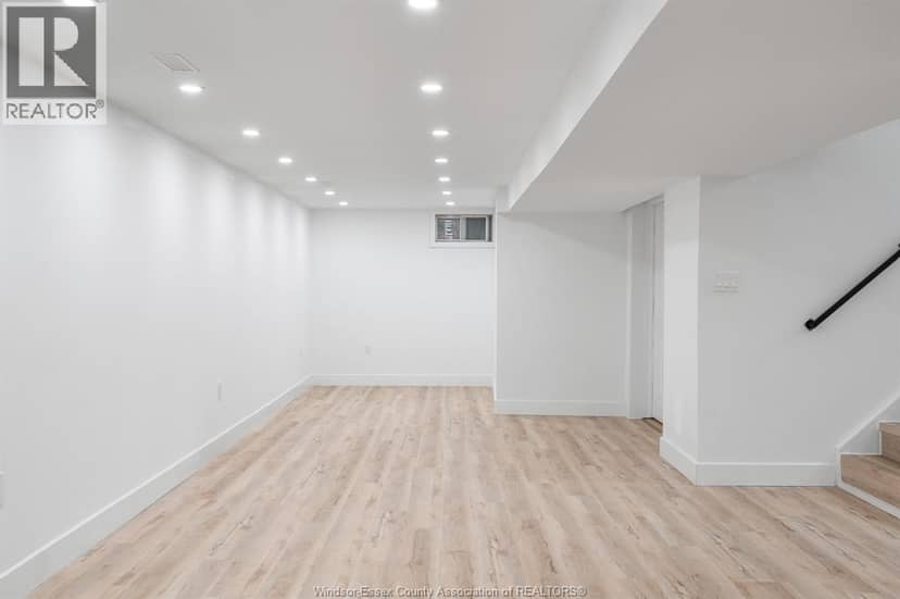 970 Morand STREET — photo 33 of 40