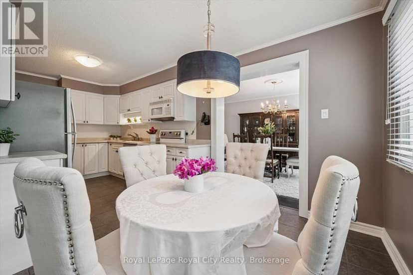 2 - 30 Green Valley Drive — photo 13 of 40