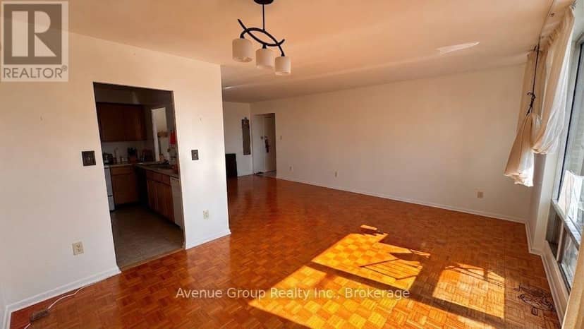 307 - 1 Massey Square — photo 9 of 28