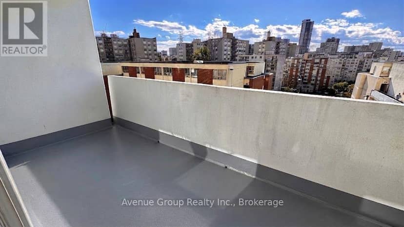307 - 1 Massey Square, Toronto, photo 7