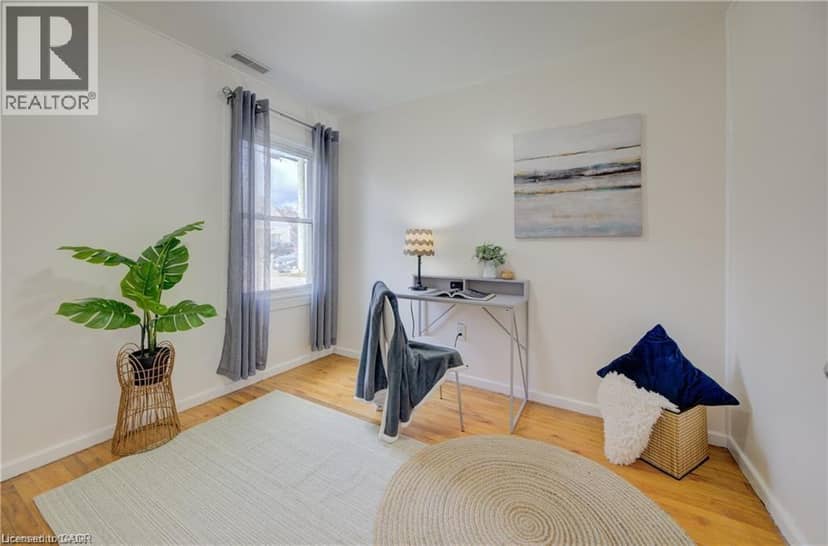 73 EAST 33RD Street, Hamilton, photo 7