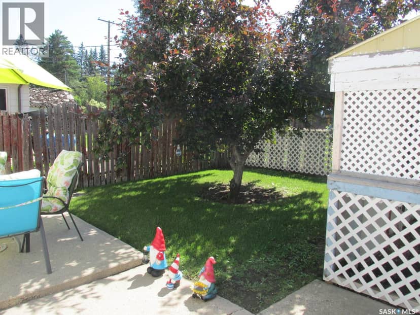 604 Railway AVENUE W — photo 32 of 40