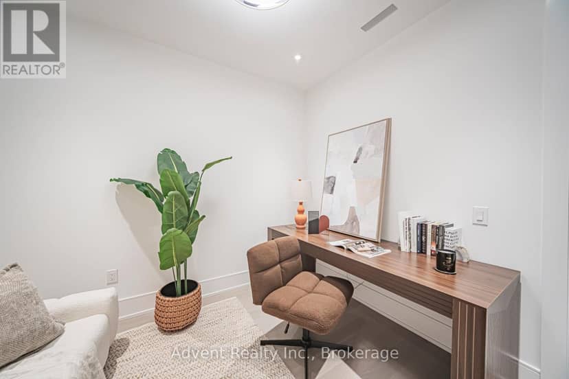 103 - 397 Royal Orchard Boulevard — photo 20 of 40