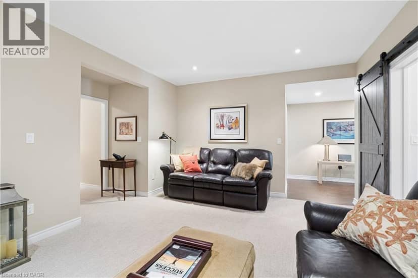 14 Chestnut Drive — photo 27 of 40