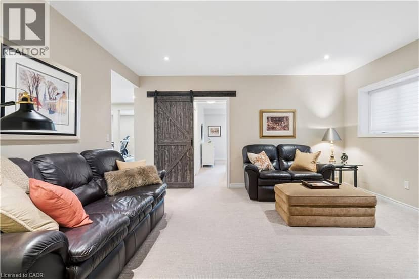 14 Chestnut Drive — photo 26 of 40