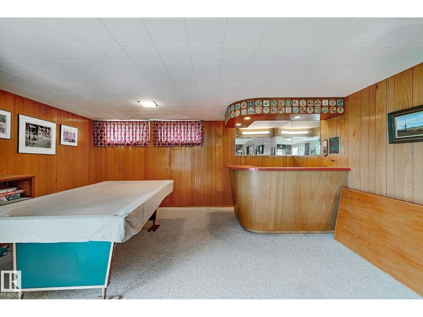 140 Windermere Dr NW — photo 34 of 40