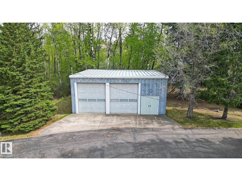 140 Windermere Dr NW — photo 40 of 40